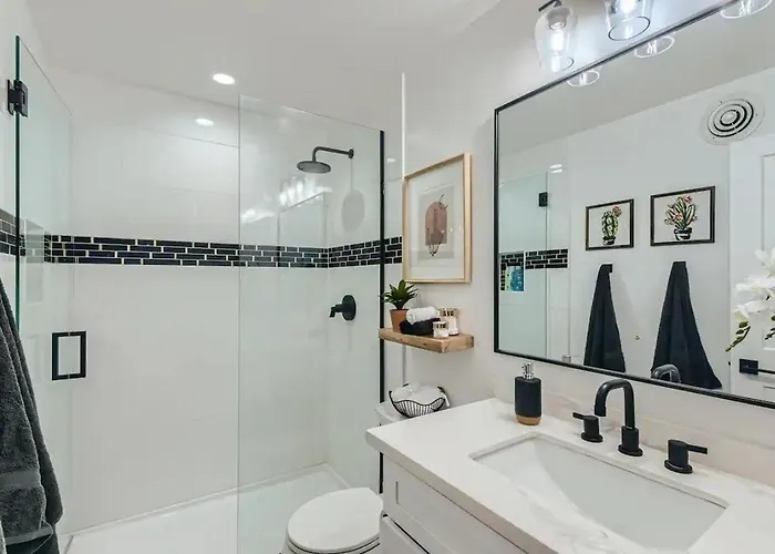 Luxury In Old Town Wpool Holiday home *