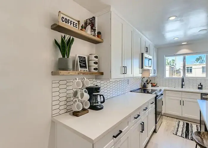 Luxury In Old Town Wpool Holiday home
